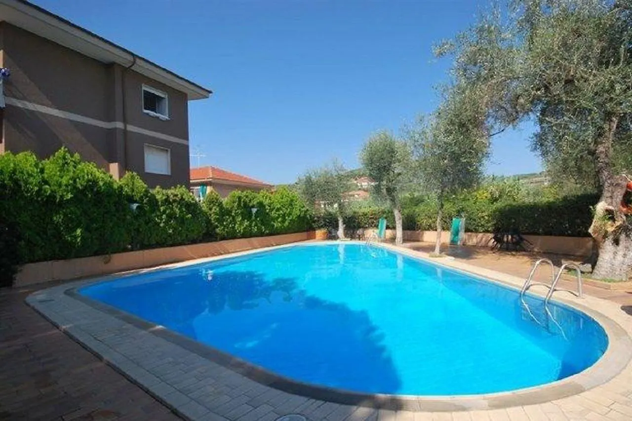Residence Orchidea Diano Marina Italy